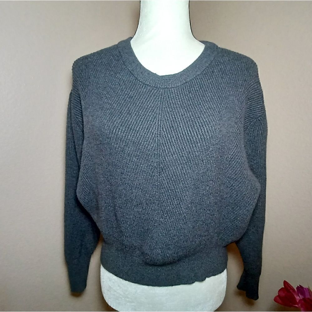 Zara knit sweater Size L